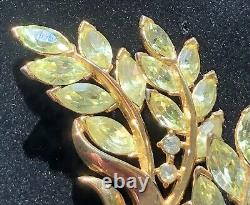 Trifari Alfred Philippe Gold Tone Lemon/Lime Color Stones 2.5 Spray Brooch 1951