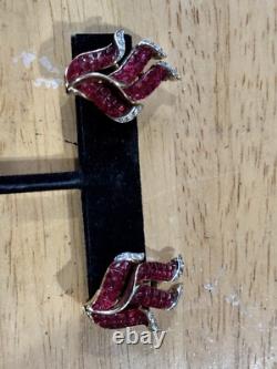Trifari'Alfred Philippe' Gold and Invisibly Set Ruby Leaf Clip Earrings RARE