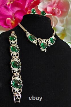 Trifari Alfred Philippe Green Cabochon Gran Parure Necklace-bracelate-earring