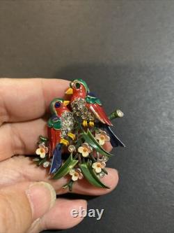Trifari'Alfred Philippe' Pair of Love Birds Pin Clip On Branches with Flowers