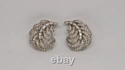 Trifari'Alfred Philippe' Pave and Baguettes Swirl Plume Feather Clip On Earring