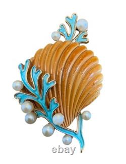 Trifari'Alfred Philippe' Pearls and Angel Coral Sand Colored Seashell Pin