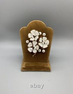 Trifari Alfred Philippe Pin Brooch Flower White Glass Lg Statement Signed Crown