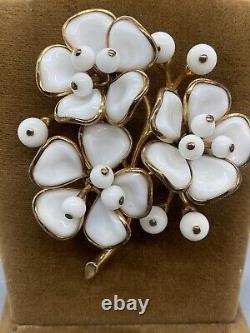 Trifari Alfred Philippe Pin Brooch Flower White Glass Lg Statement Signed Crown