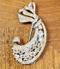 Trifari Alfred Philippe STERLING Pave Prong Rhinestone Bow Dimensional Fur Clip