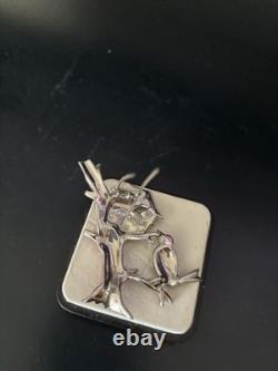 Trifari'Alfred Philippe' Two Lovebirds in a Tree with Birdhouse Bird Pin Clip