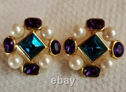 Trifari Alfred Philippe Vintage Jewels of India Moghul Clip On Earrings