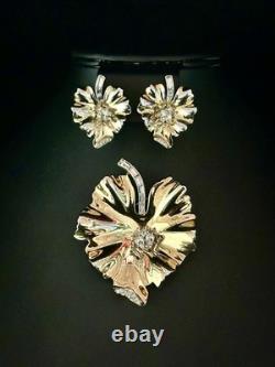 Trifari Bug on a Leaf Set Gold Trifanium Alfred Philippe Crystal PAT PEND