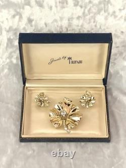 Trifari Bug on a Leaf Set Gold Trifanium Alfred Philippe Crystal PAT PEND Box