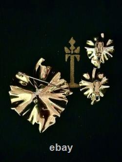 Trifari Bug on a Leaf Set Gold Trifanium Alfred Philippe Crystal PAT PEND Box