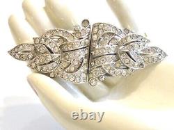 Trifari Clip Mates Double Dress Clip Pair Set On Brooch Bar Alfred Philippe 1936