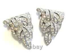 Trifari Clip Mates Double Dress Clip Pair Set On Brooch Bar Alfred Philippe 1936