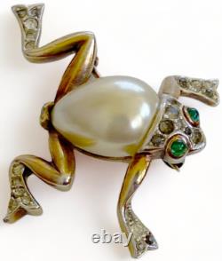 Trifari Crown Alfred Philippe Frog Brooch Pin Pearl Belly Rhinestones 1940's Vtg