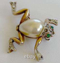 Trifari Crown Alfred Philippe Frog Brooch Pin Pearl Belly Rhinestones 1940's Vtg
