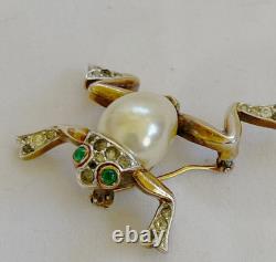Trifari Crown Alfred Philippe Frog Brooch Pin Pearl Belly Rhinestones 1940's Vtg