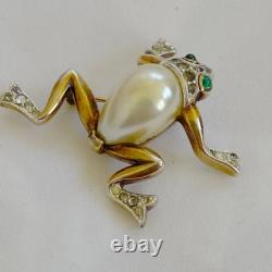 Trifari Crown Alfred Philippe Frog Brooch Pin Pearl Belly Rhinestones 1940's Vtg