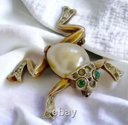 Trifari Crown Alfred Philippe Frog Brooch Pin Pearl Belly Rhinestones 1940's Vtg