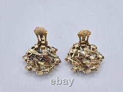 Trifari Faux Coral Necklace Earrings Set Alfred Philippe Des Pat Pend Milk Glass