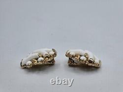 Trifari Faux Coral Necklace Earrings Set Alfred Philippe Des Pat Pend Milk Glass