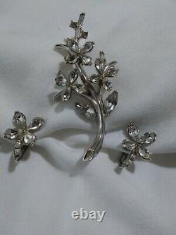 Trifari Patent Alfred Philippe Rhinestone Flower Leaf Branch Brooch & Earrings