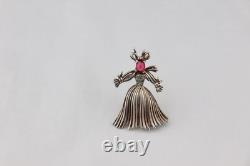 Trifari Sterling Silver Straw Girl BROOCH Nenette 1943 Alfred Philippe Rag Doll