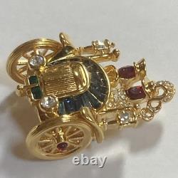 Trifari TM 1996'Alfred Philippe' Romantic Couple Riding in a Vintage Car Pin