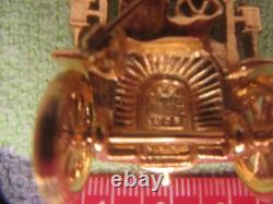 Trifari TM 1996'Alfred Philippe' Romantic Couple Riding in a Vintage Car Pin