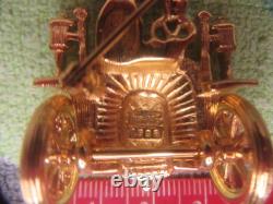 Trifari TM 1996'Alfred Philippe' Romantic Couple Riding in a Vintage Car Pin