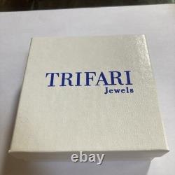 Trifari TM 1996'Alfred Philippe' Romantic Couple Riding in a Vintage Car Pin