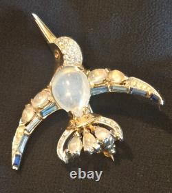 Trifari Vintage Hummingbird Bird Jelly Belly Brooch Pin by Alfred Philippe
