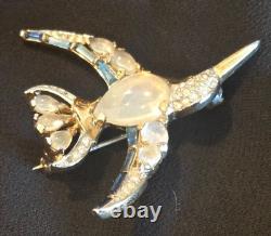 Trifari Vintage Hummingbird Bird Jelly Belly Brooch Pin by Alfred Philippe