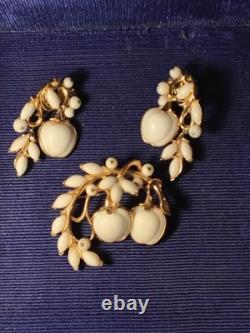Trifari alfred philippe Double Apple Brooch And Matching Earrings