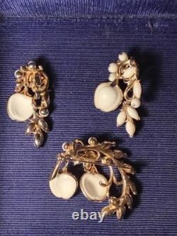 Trifari alfred philippe Double Apple Brooch And Matching Earrings