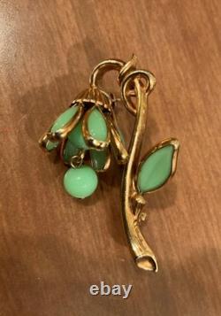 VINTAGE Rare CROWN TRIFARI JADEITE Flower Pin Brooch Alfred Philippe 1950s GLAM