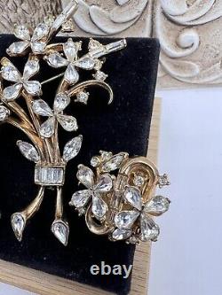 VTG 1940s Alfred Philippe Flower Rhinestone Set Brooch Earrings Pat Pend GILT