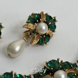 VTG ALFRED PHILIPPE TRIFARI Emerald Green Pearl Rhinestone Gold Ribbon BRACELET