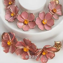 VTG Alfred Philippe Crown Trifari Poured Pink Glass 3large Flowers Bracelet 6.4