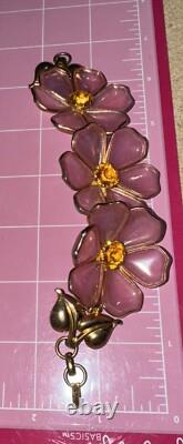 VTG Alfred Philippe Crown Trifari Poured Pink Glass 3large Flowers Bracelet 6.4
