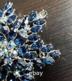 VTG Crown Trifari Alfred Philippe AB Blue Glass Rhinestone Star Flower Brooch
