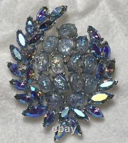 VTG Crown Trifari Alfred Philippe Etoile Lava Glass/AB Rhinestone Brooch Rare