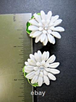VTG Crown Trifari Alfred Philippe White Enamel Cornflower Brooch & Earrings
