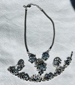 VTG Crown Trifari Blue 5-Petal Necklace, Bracelet & Earring Set Alfred Philippe
