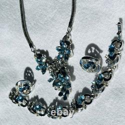 VTG Crown Trifari Blue 5-Petal Necklace, Bracelet & Earring Set Alfred Philippe