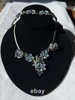 VTG Crown Trifari Blue 5-Petal Necklace, Bracelet & Earring Set Alfred Philippe