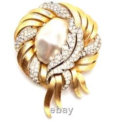 VTG Trifari crown Alfred Philippe Fantasia Faux Baroque Pearl Gold tone Brooch