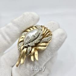 VTG Trifari crown Alfred Philippe Fantasia Faux Baroque Pearl Gold tone Brooch