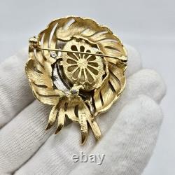 VTG Trifari crown Alfred Philippe Fantasia Faux Baroque Pearl Gold tone Brooch