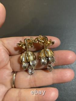 Vintag Alfred Philippe Crown TRIFARI Grape Flower Dangle Crystal Earrings