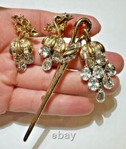 Vintag Alfred Philippe Crown TRIFARI Grape Flower Dangle Crystal Earrings DC2