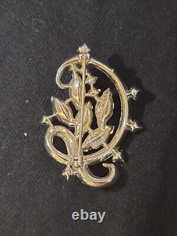 Vintage 1930s ART DECO Signed Trifari Pat Pend Brooch